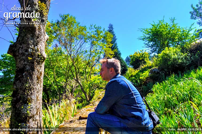 Lá em cima, fui obrigado a sentar e apreciar a paisagem que o Le Jardin me oferecia. Lá em cima, fui obrigado a sentar e apreciar a paisagem que o Le Jardin me oferecia.