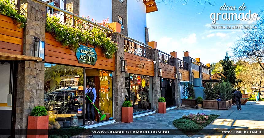 Lembrancinhas em Gramado: Enfeites e malhas Lembrancinhas em Gramado: Enfeites e malhas