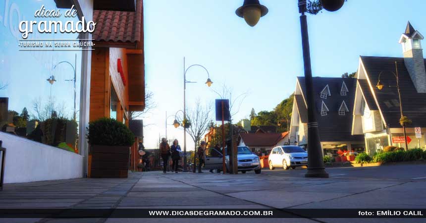 Gramado para mulheres: Caminhada na Avenida Borges de Medeiros Gramado para mulheres: Caminhada na Avenida Borges de Medeiros