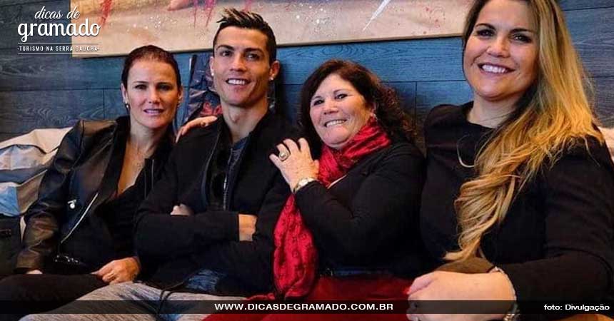 Cristiano Ronaldo com a mãe Cristiano Ronaldo com a mãe